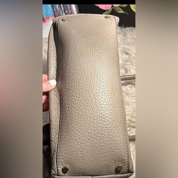 EUC Kate Spade pebbled leather fold over handbag - Picture 4 of 6